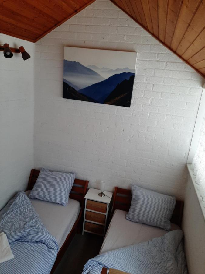 Stern Hotel Броунисе Екстериор снимка