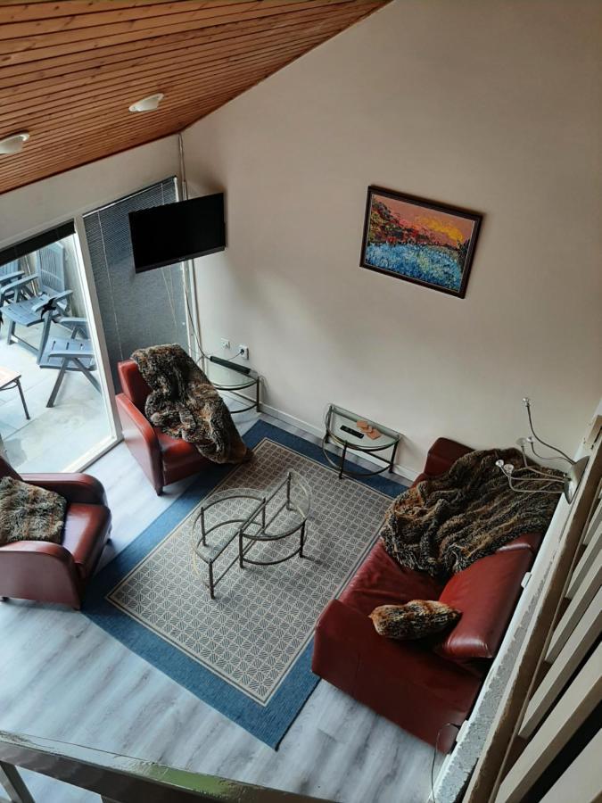 Stern Hotel Броунисе Екстериор снимка